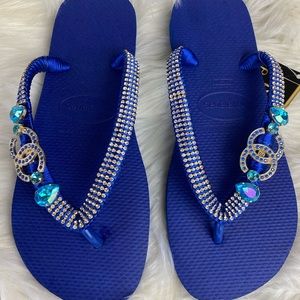 NWT Havaianas Embelleced Blue Flats Size 9/10